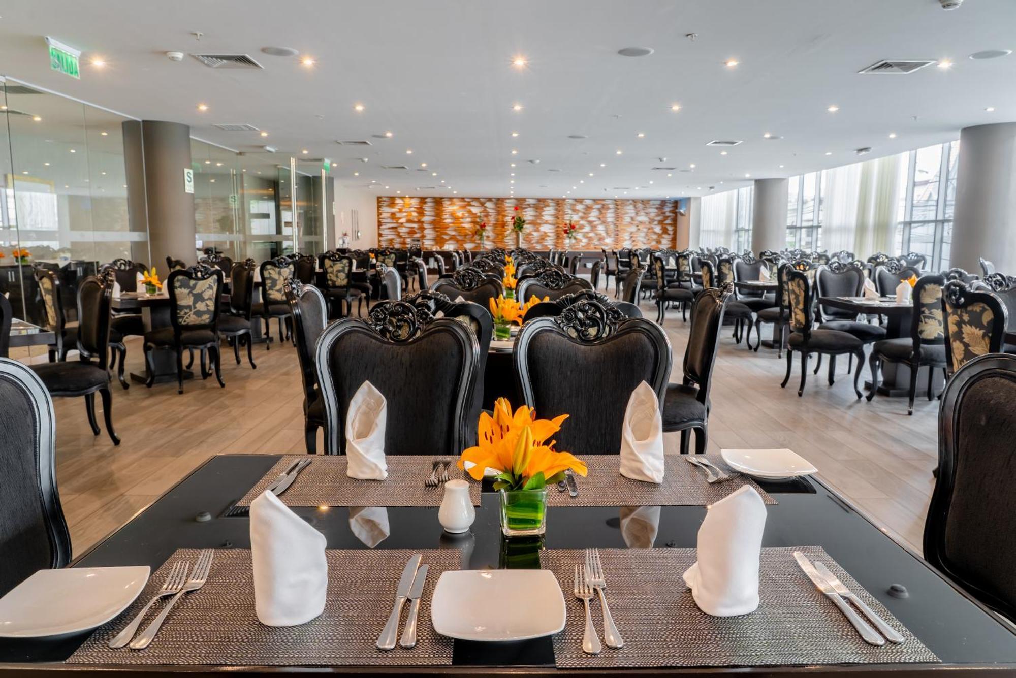 Jose Antonio Deluxe Hotel Lima Bagian luar foto